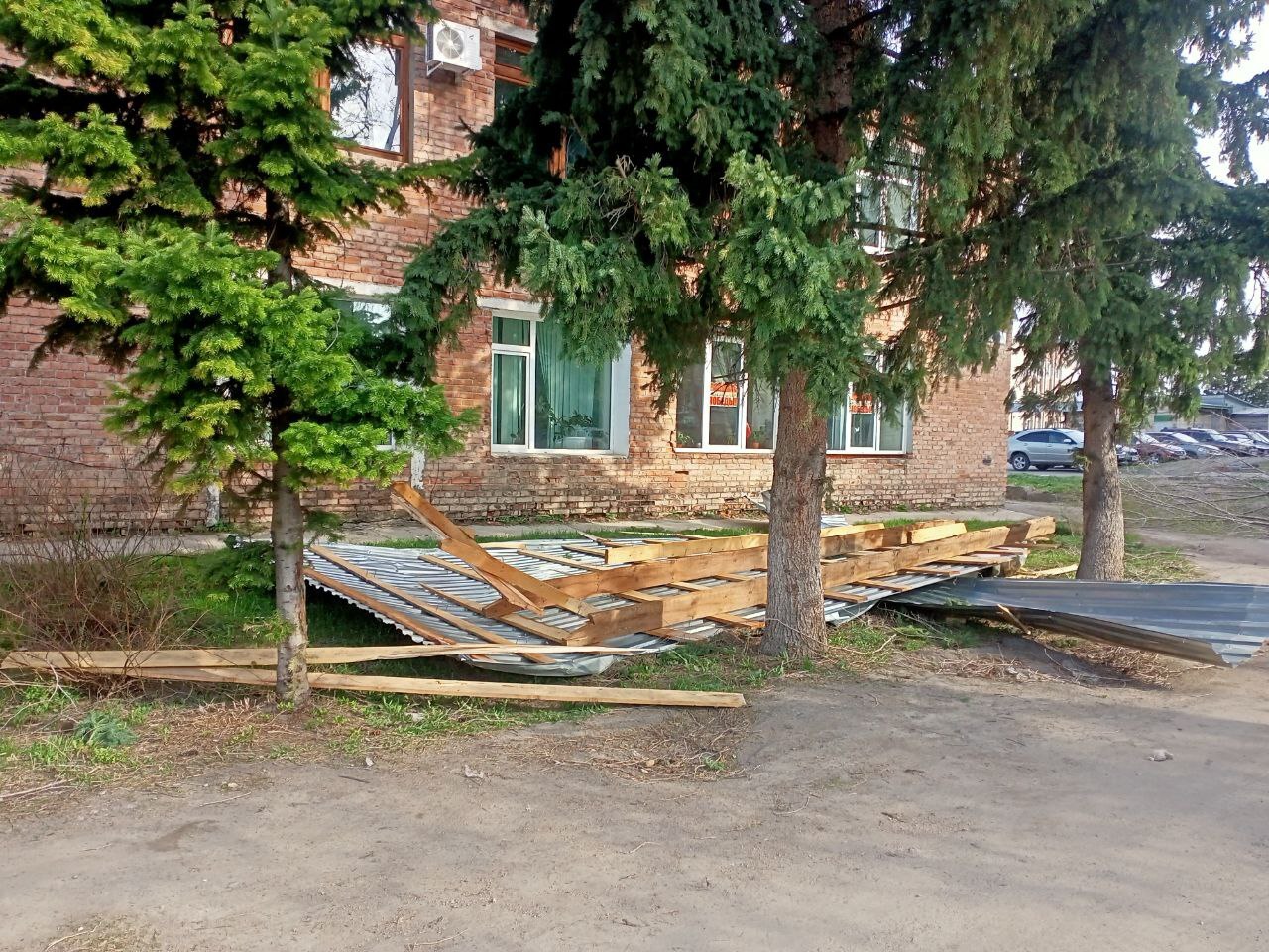 Администрация рассказала об устранении последствий шторма.