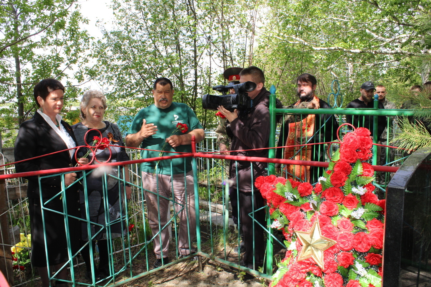В Белокурихе восстановили могилу учителя.