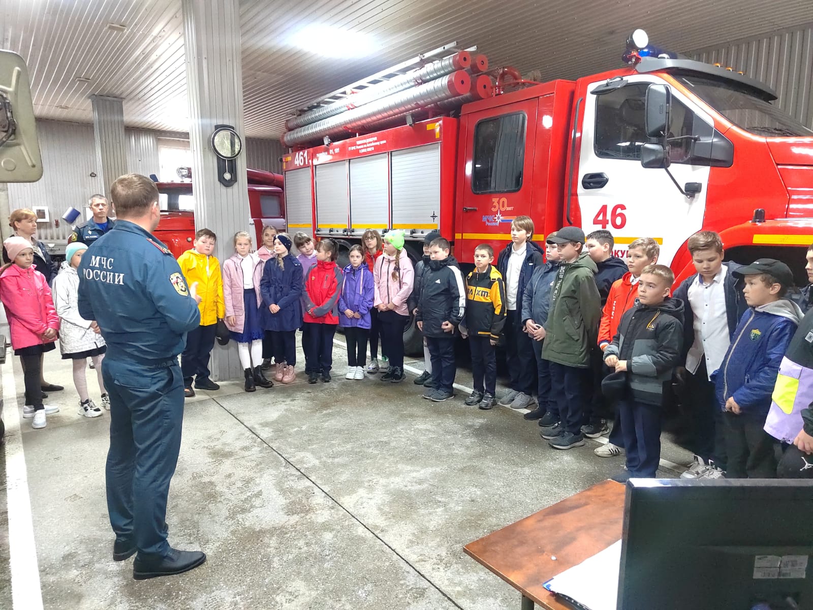 Кадетский класс побывал на экскурсии в пожарной части.